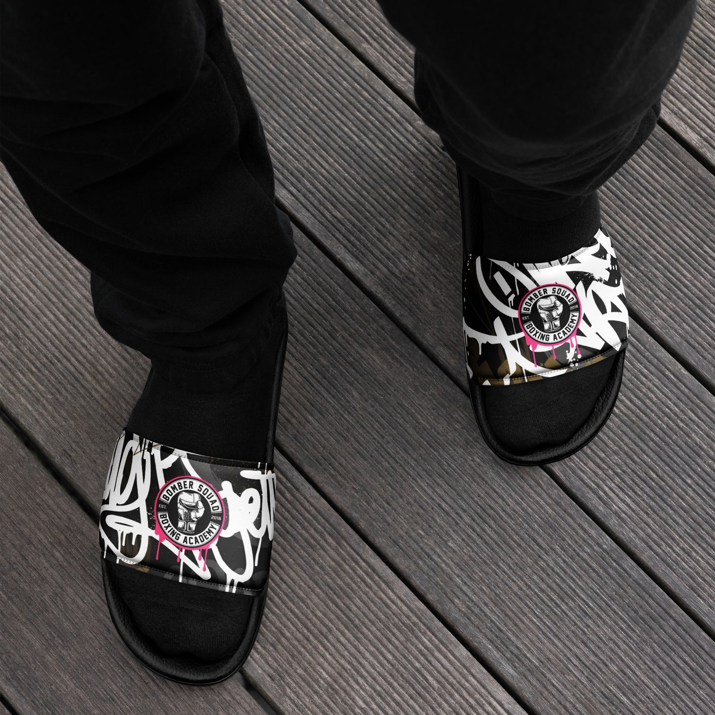 Men’s MQ slides